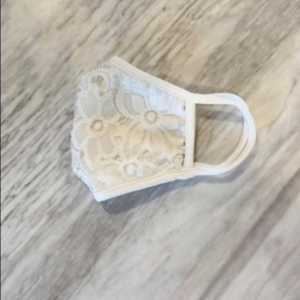 4 Piece Set Protective Face Mask Set - Picture 4 of 5